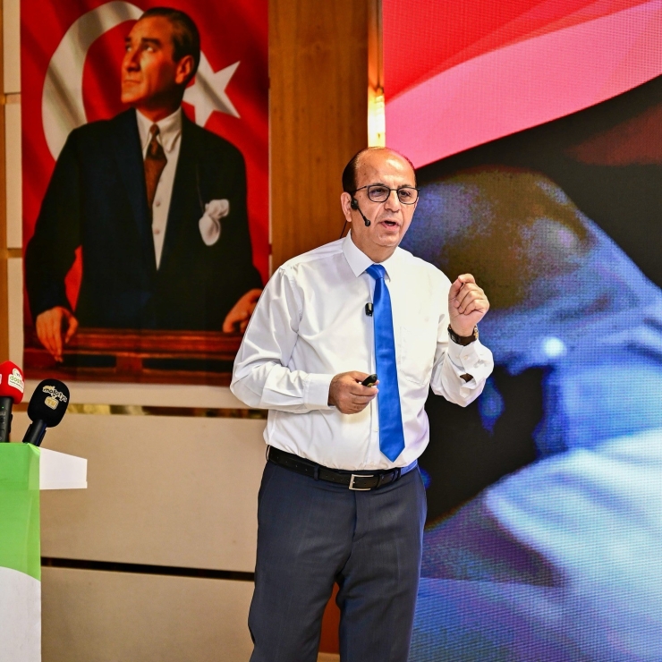 Yeşilyurt Belediyesi Hizmet Değerlendirme Toplantısı Yoğun İlgi Gördü
