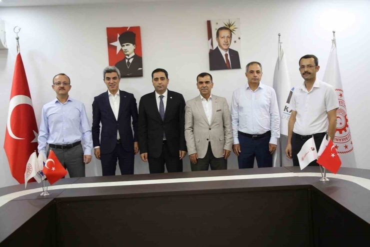 Eğitimde Dijital Dönüşüm Atağı