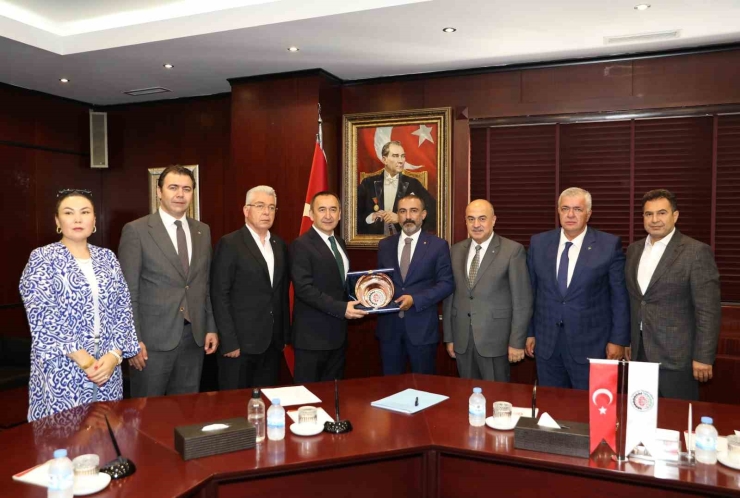Gto’da Özbekistan Ülke Günü