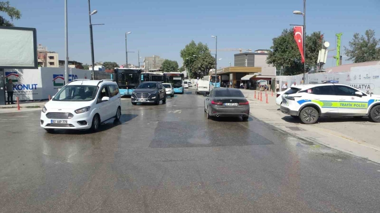 Malatya’da Tır Yayaya Çarptı: 1 Yaralı