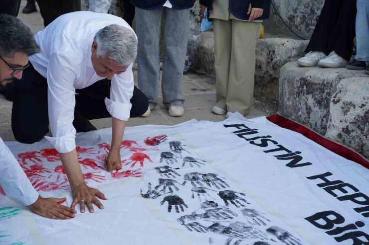 Başkan Hallaç, Cendere Köprüsü’nde Gençlerle Geleceği Konuştu