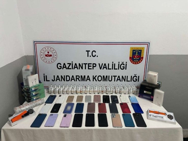 Gaziantep’te Uyuşturucu Ve Kaçakçılık Şüphelisi 40 Şahıs Tutuklandı
