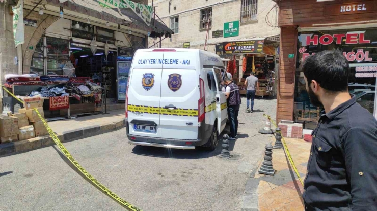 Şanlıurfa’da Silahlı Ve Bıçaklı Kavga: 2 Yaralı