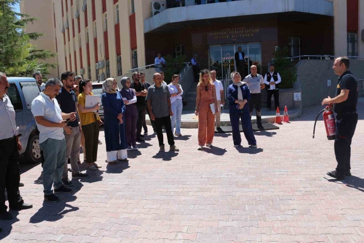 Darende’de Afet Farkındalık Eğitimi Ve Yangın Tatbikatı Gerçekleştirildi