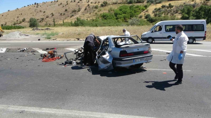 Malatya’daki Feci Kazada Ölü Sayısı 2’ye Yükseldi