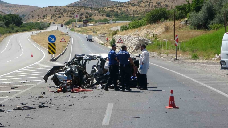 Malatya’daki Feci Kazada Ölü Sayısı 2’ye Yükseldi