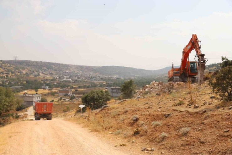 Şehitkamil’den Bağbaşı Mahallesi’ne Yeni Arazi Yolu