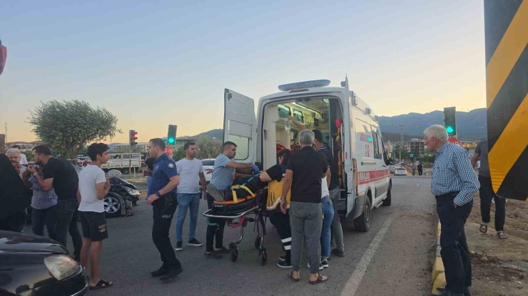 Kazada Yaralanan Kadın 40 Günlük Yaşam Savaşını Kaybetti: Nişanlı Çifti Ölüm Ayırdı