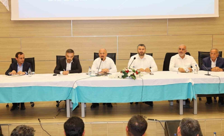 Sanayi Ve Teknoloji Bakan Yardımcısı İnan, Sanayici Ve İş İnsanlarıyla Buluştu