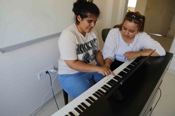Engelsiz Yaşam Merkezi’nden Yeni Rehabilitasyon Uygulaması