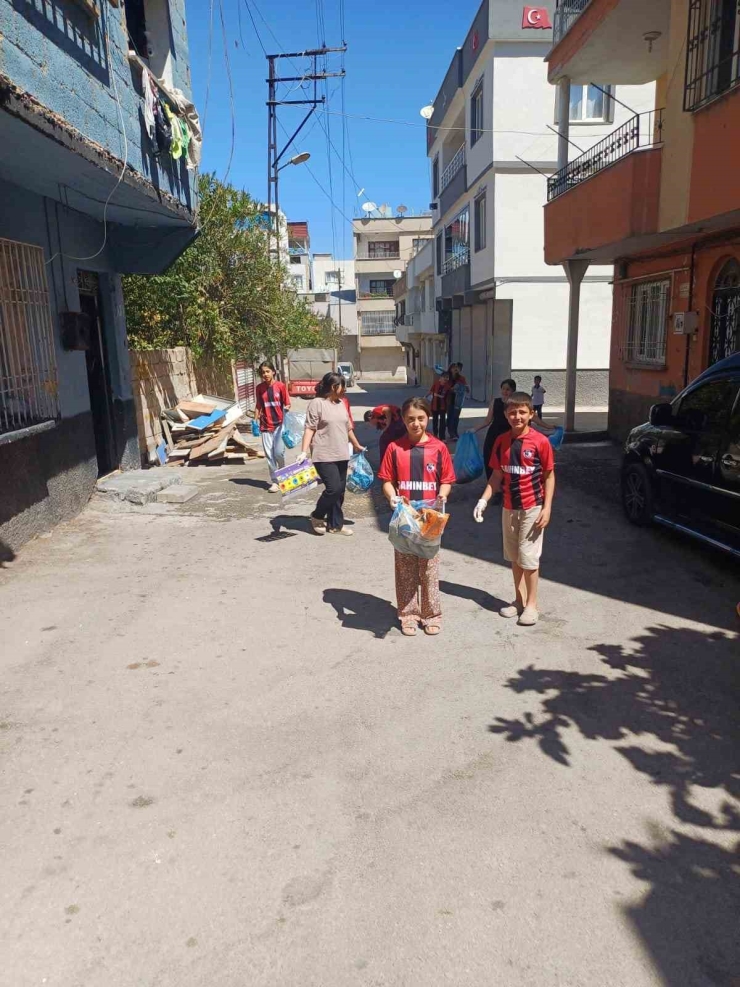 Şahinbeyli Çocuklardan Örnek Davranış