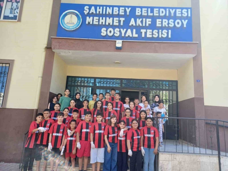 Şahinbeyli Çocuklardan Örnek Davranış
