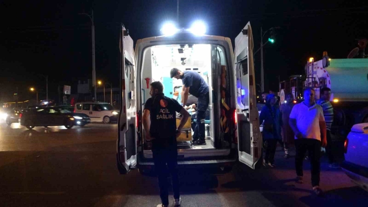 Malatya’da Motokurye Kazada Yaralandı