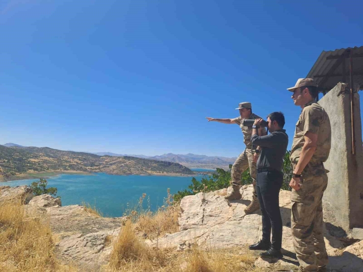 Dicle Kaymakamı Atış Ve İlçe Jandarma Komutanı Koca Üs Bölgesini Ziyaret Etti