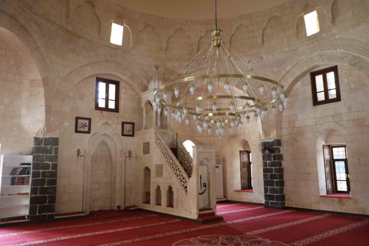 Şanlıurfa Depremde Hasar Gören 73 Caminin 35’i Onarıldı