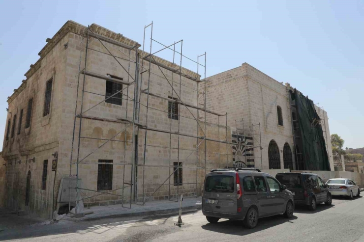Şanlıurfa Depremde Hasar Gören 73 Caminin 35’i Onarıldı
