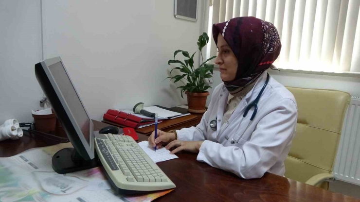 Uzmandan Ekran Bağımlılığına Karşı Uyarı: "sessiz Bir Salgınla Karşı Karşıyayız"