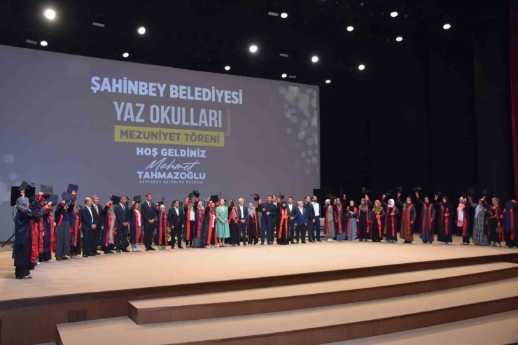 Şahinbey Belediyesi Yaz Okulu Mezuniyet Töreni Düzenlendi