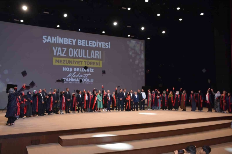 Şahinbey Belediyesi Yaz Okulu Mezuniyet Töreni Düzenlendi