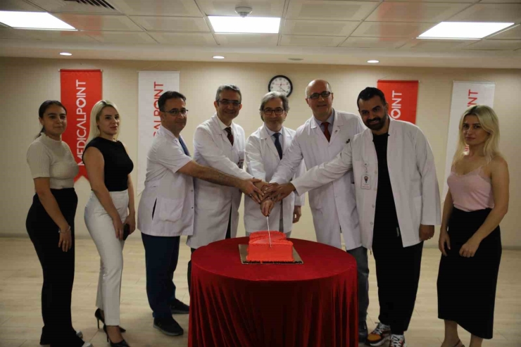 Medical Point Hastanesi Klinik Araştırmalar Merkezi 2’nci Yılını Kutladı