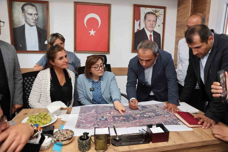 Şahin, Üçoklar Ve Kolejtepe Muhtarlık Ofislerini Halkla Beraber Açtı