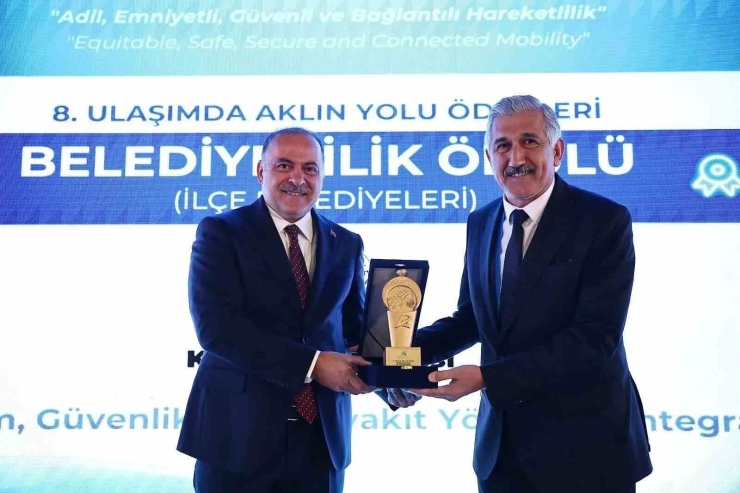 Başkan Hallaç: "kahta Altın Çağını Yaşıyor"