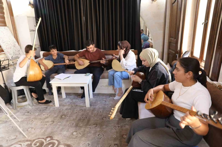 Gençler Sanat Dolu Bir Geleceğe Hazırlanıyor
