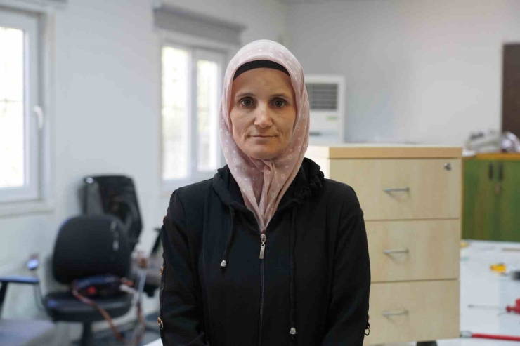 Kadınlar İçin Başlatılan Mobilya Kurulum Ve Onarım Eğitimi Tamamlandı