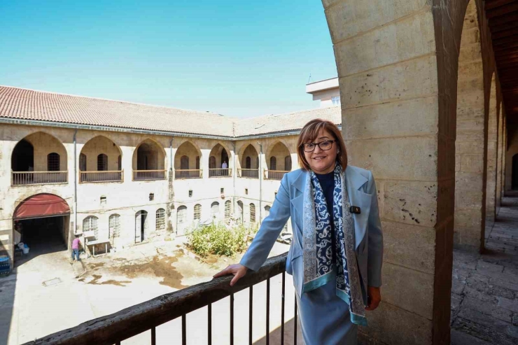 Şahin, Gaziantep’in Köklü Tarihine Sahip Çıkıyor