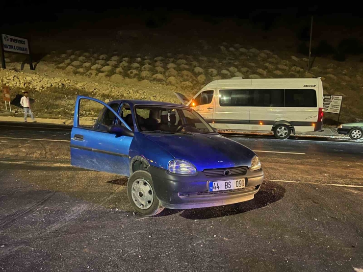 Adıyaman’da Otomobiller Çarpıştı: 3 Yaralı