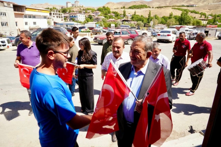 72. Zengibar Karakucak Güreş Ve Kültür Festivali Coşkuyla Başladı
