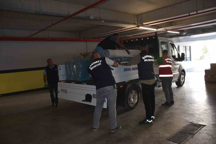 Şahinbey Belediyesi’nden İhtiyaç Sahibi Aileye Destek