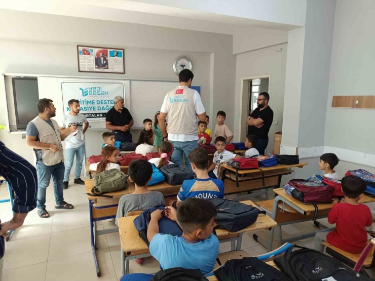 Yedi Başak’tan Üniversite Bursu Ve Kırtasiye Kampanyası