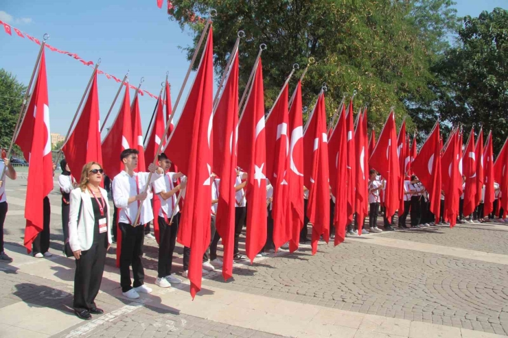 Gaziantep’te 30 Ağustos Zafer Bayramı Coşkuyla Kutlandı