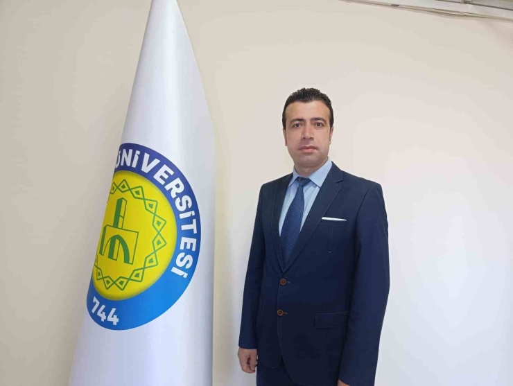 Kardeşi Ve Yeğenlerinin Gözü Önünde Eniştesini Öldürdü