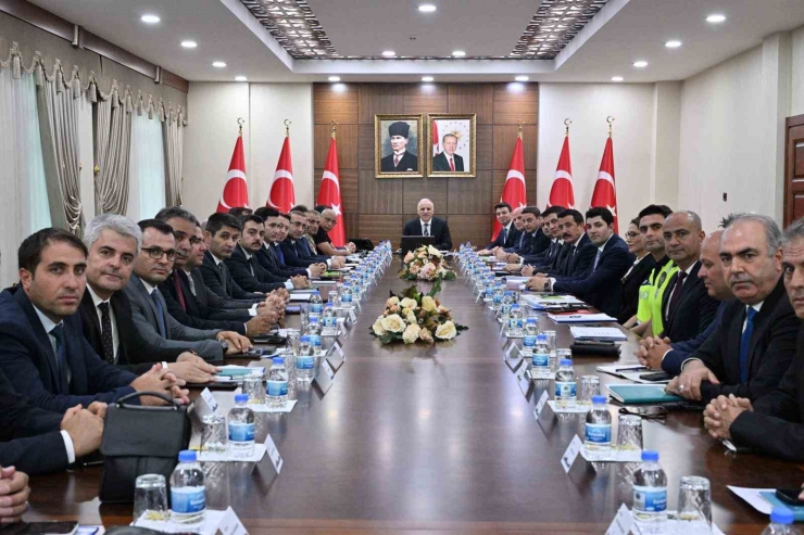 Vali Zorluoğlu: ’’eğitim, En Öncelikli Meselemiz’’