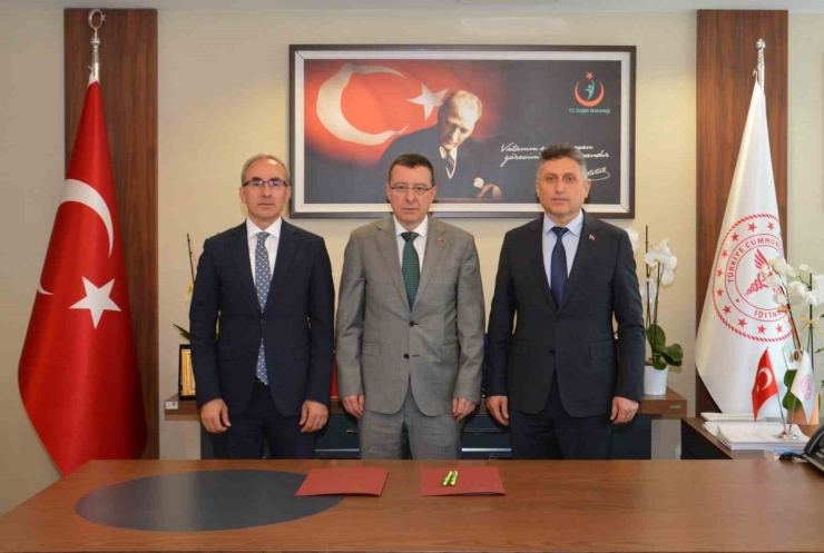 Gibtü İle Sağlık Bakanlığı Arasında ’afiliasyon’ Anlaşması
