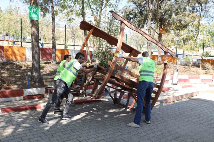 Dbb’den Kent Mobilyaları Desteği