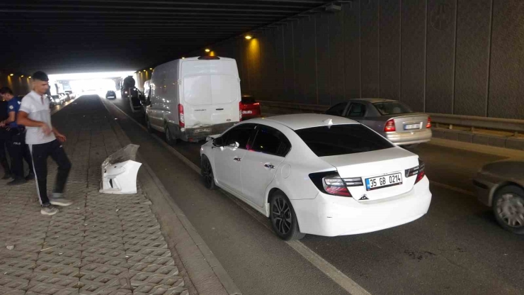 Malatya’da Alt Geçitte Zincirleme Kaza: 2 Yaralı