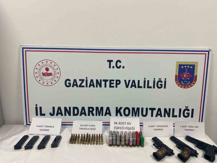 Gaziantep’te Kaçakçılık Ve Uyuşturucu Operasyonlarında 139 Şüpheli Yakalandı