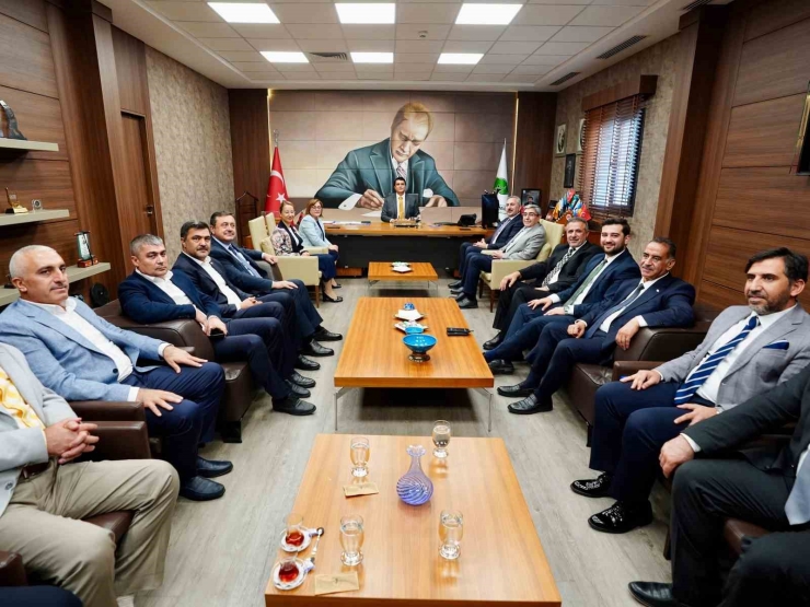 Ak Parti Grup Başkanvekili Gül Ve Başkan Şahin’den Yılmaz’a Ziyaret