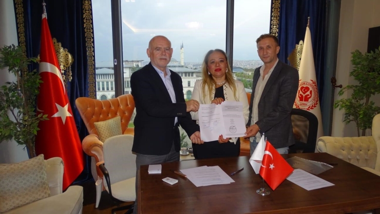 Prof. Dr. Aysun Bay’dan Yapay Zeka İle Gaziler Ve Şehit Ailelerine Sağlıkta Büyük Destek