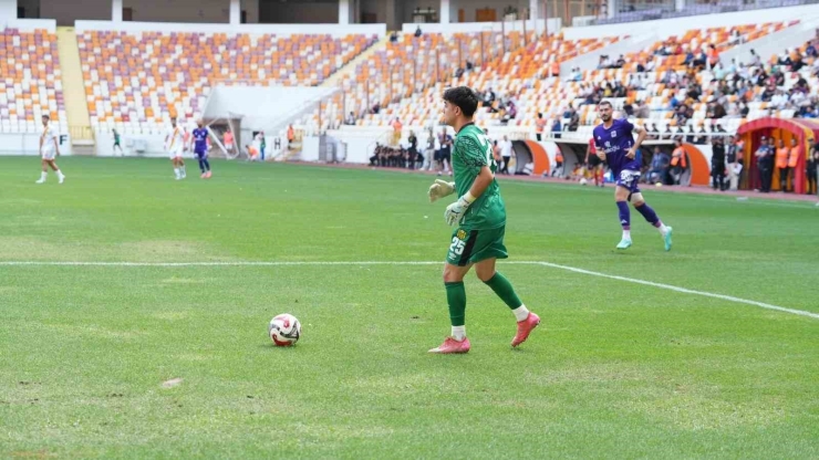 Tff 2. Lig: Yeni Malatyaspor: 1 - Gebze Spor Kulübü: 4
