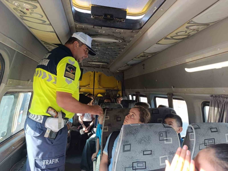 Jandarmadan Okul Çevrelerinde 238 Personelle Yoğun Denetim
