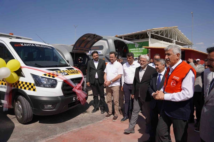 Kahta Belediyesi, Tarihinin En Büyük Araç Alımını Gerçekleştirdi