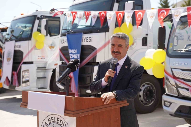 Kahta Belediyesi, Tarihinin En Büyük Araç Alımını Gerçekleştirdi