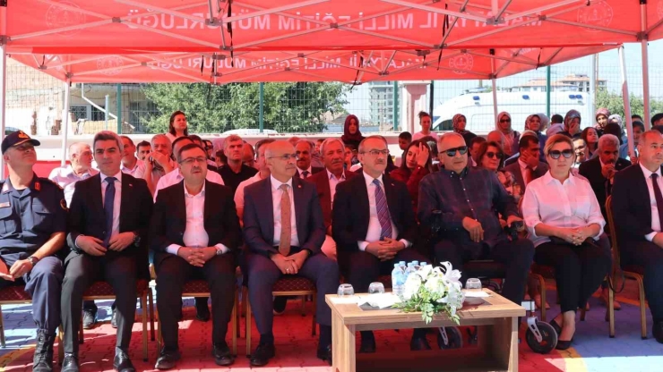 Malatya’da 150 Bin Öğrenci Ders Başı Yaptı