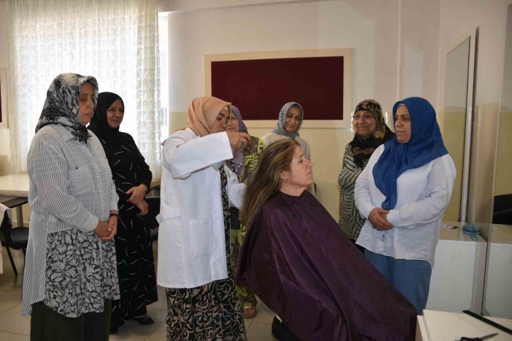 Şahinbeyli Kadınlar Meslek Öğreniyor