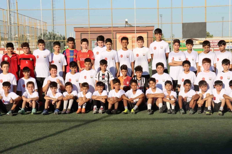 Şanlıurfa Büyükşehir Belediyesi Yaz Kurslarından 201 Bin 940 Kişi Faydalandı