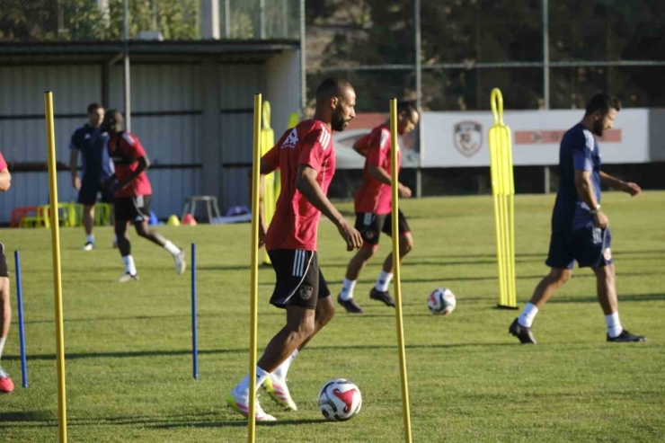 Melih Kabasakal: "kocaelispor Maçını Da Kazanıp Trabzon’a 3’te 3 İle Gitmek İstiyoruz"